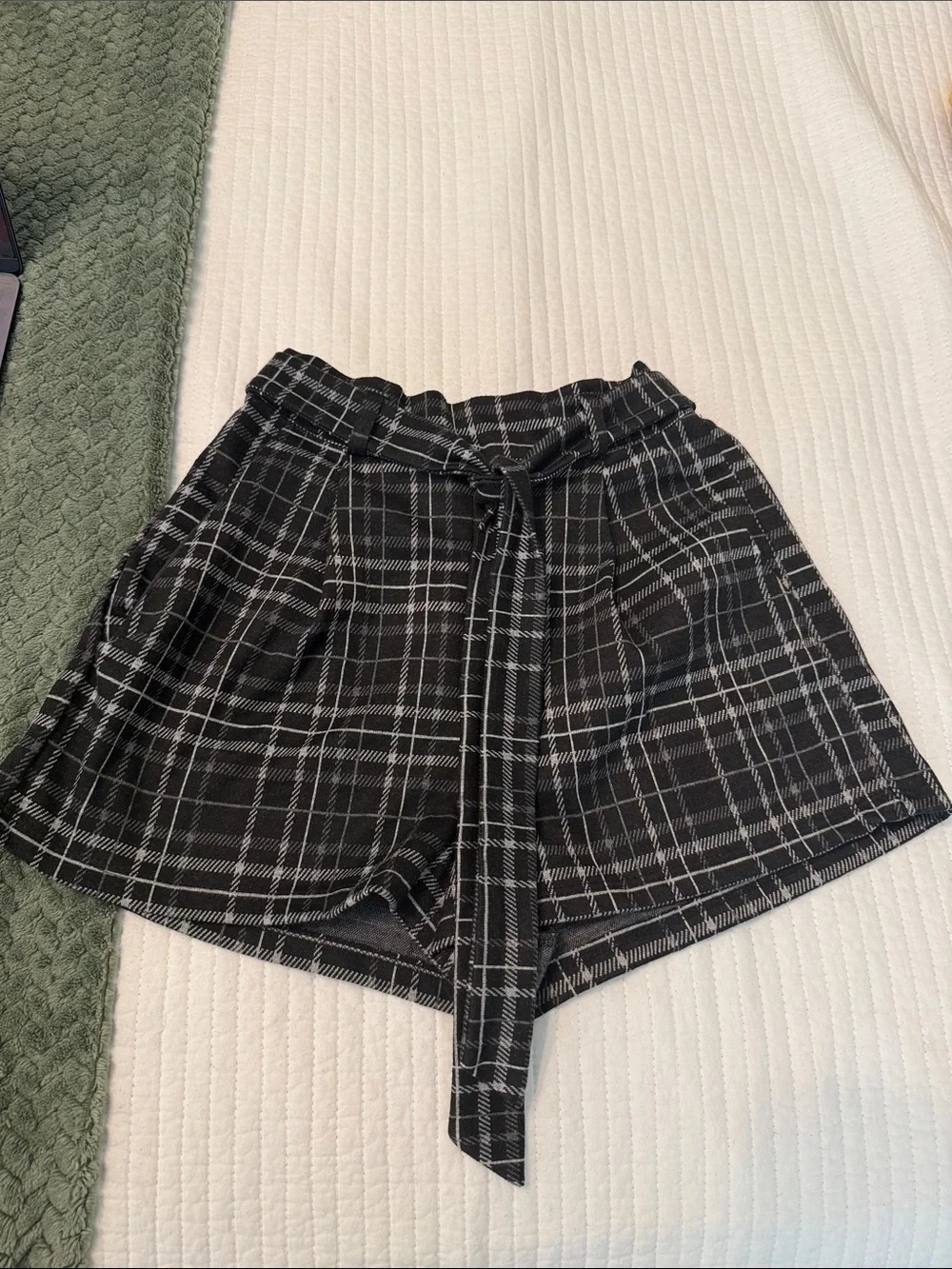 Love Tree Black Plaid High-Waist Tie Shorts